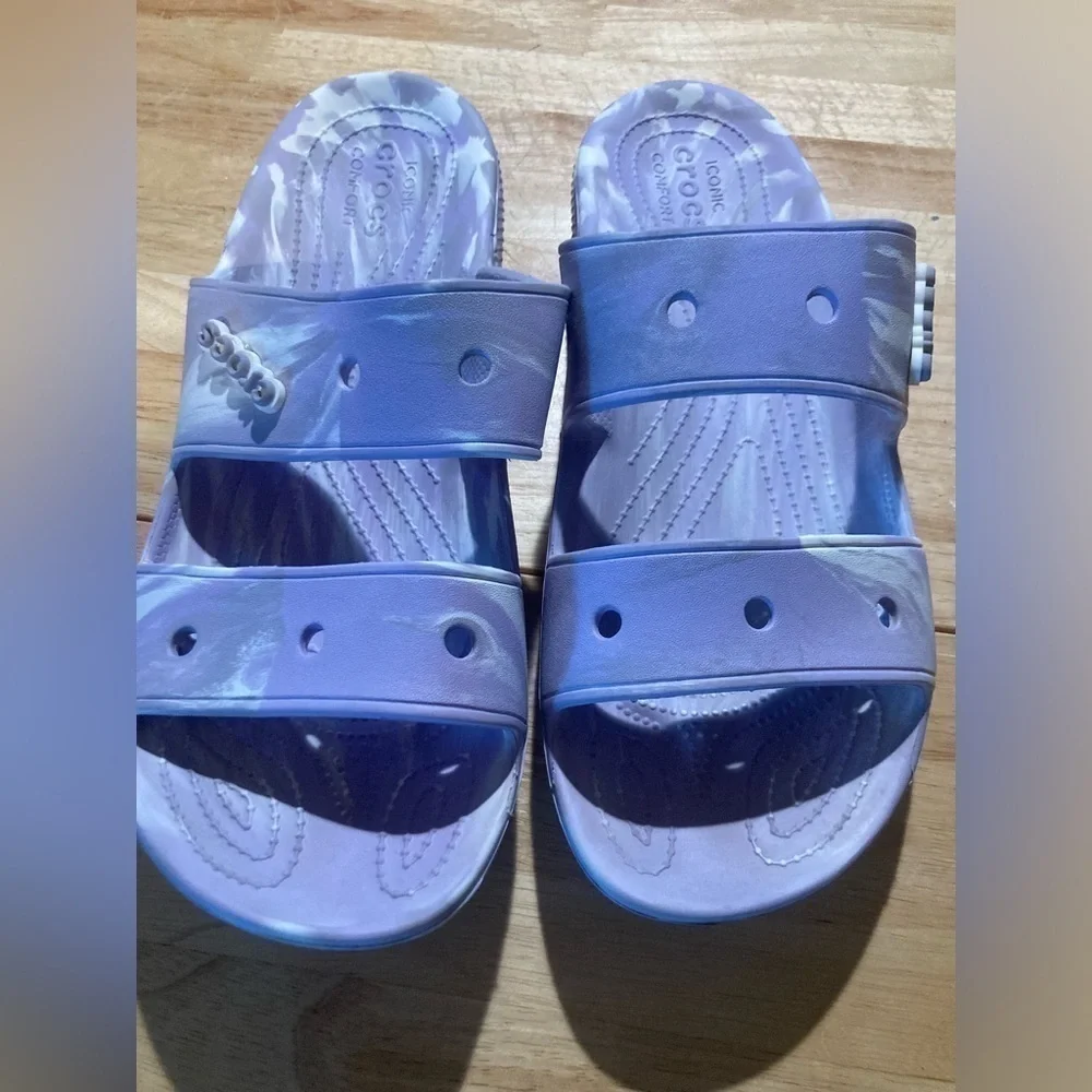 Crocs in Purple/white slide on sandals in size Men’s 13z. Great condition